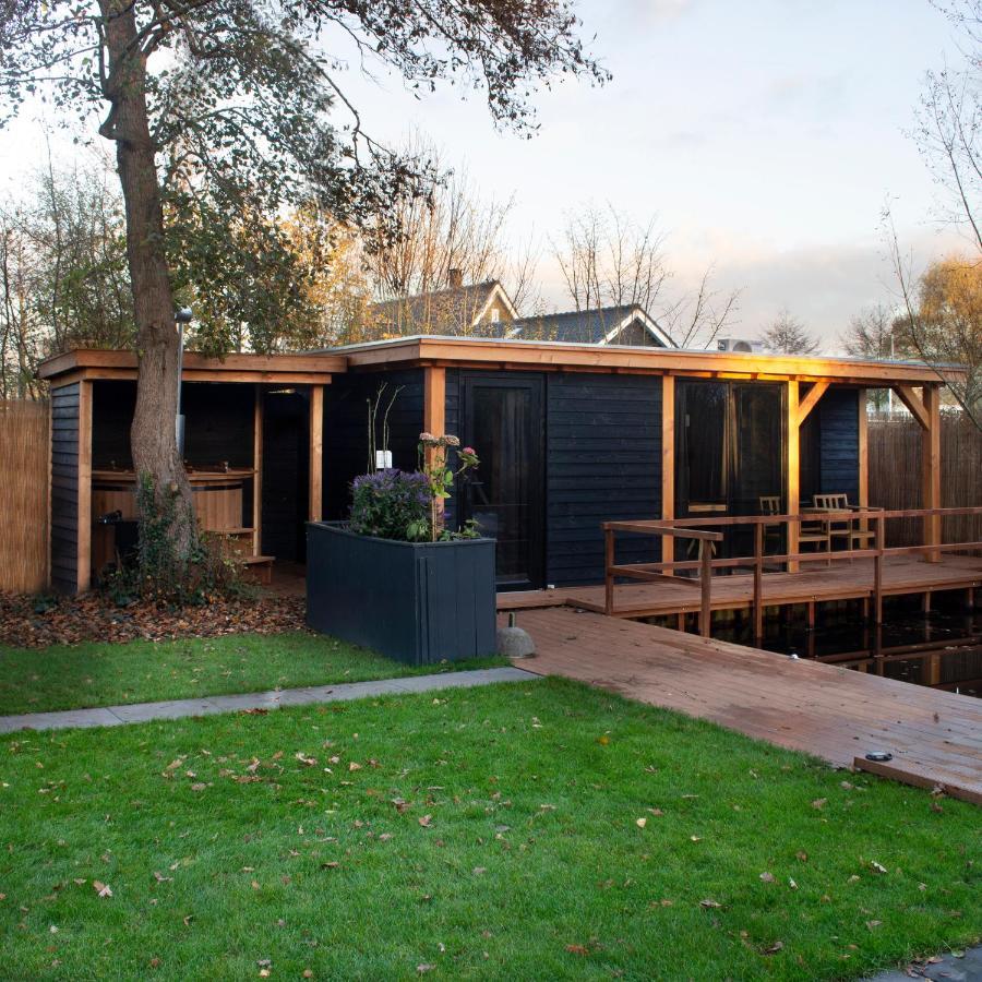 Casa Aan De Plas, B&B Met Sauna En Hottub Of Jacuzzi Nieuwkoop 외부 사진