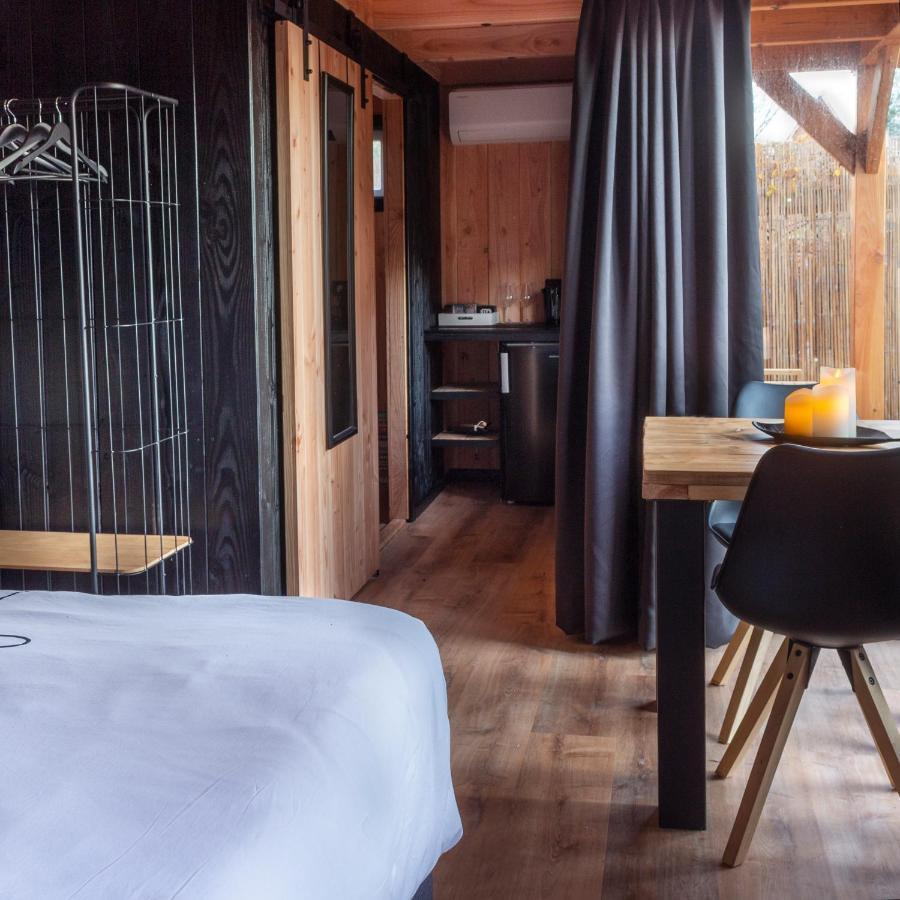 Casa Aan De Plas, B&B Met Sauna En Hottub Of Jacuzzi Nieuwkoop 외부 사진