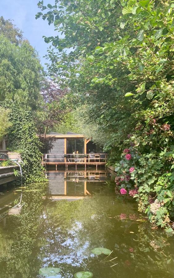 Casa Aan De Plas, B&B Met Sauna En Hottub Of Jacuzzi Nieuwkoop 외부 사진