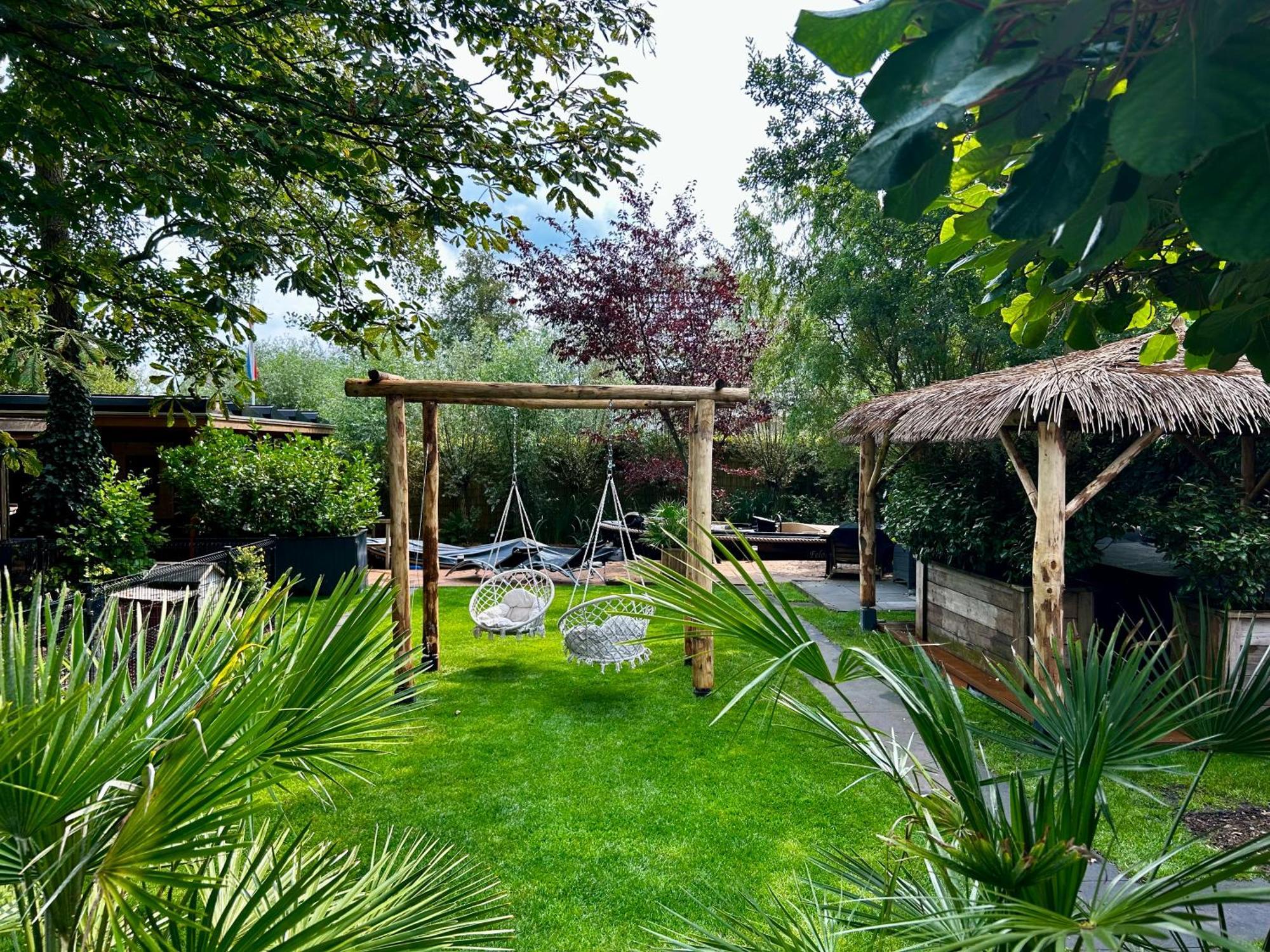Casa Aan De Plas, B&B Met Sauna En Hottub Of Jacuzzi Nieuwkoop 외부 사진